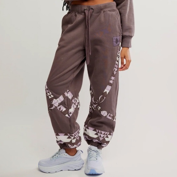 FREE PEOPLE SNOW FlOW JOGGER - Picture 1 of 7